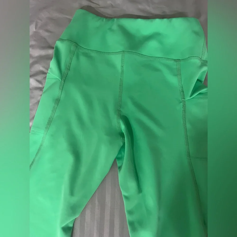 Sale 🚨 Nike Luxe Yoga Tights - Size S - Picture 8 of 8